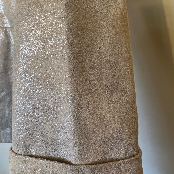 This is a MK leather jacket Size 2. Purchased on Thredup. It’s in great shape. - Picture 5 of 17